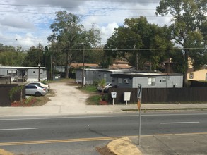 Duplex W/ 5 Manufactured Homes in Orlando, FL - Building Photo - Building Photo