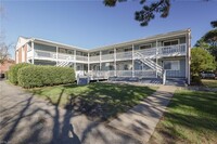 1226 Little Bay Ave, Unit 6 in Norfolk, VA - Building Photo - Building Photo