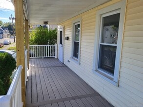 23 Albert St in Middletown, NY - Building Photo - Building Photo