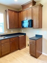 1780 Elgie St in Beaumont, TX - Building Photo - Building Photo