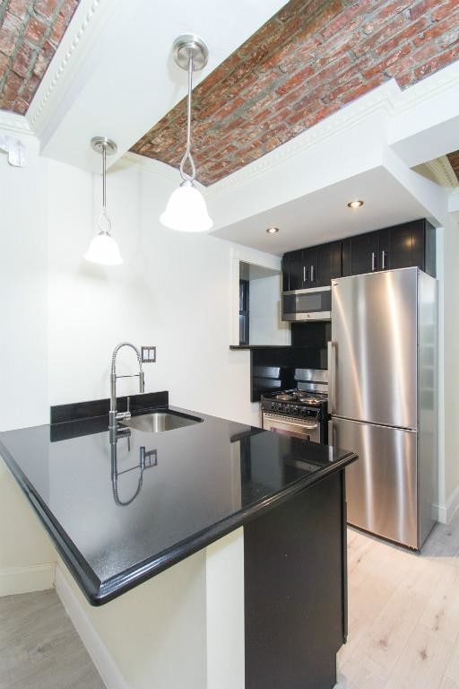 17 W 103rd St, Unit BA in New York, NY - Building Photo - Building Photo