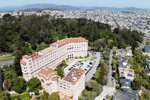 Park Hill Condominium in San Francisco, CA - Foto de edificio - Building Photo