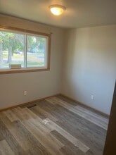 2521-2527 2nd Ave SW in Minot, ND - Building Photo - Building Photo