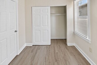 1285 77th Ave in Oakland, CA - Building Photo - Building Photo