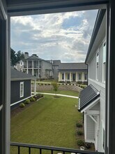 938 Hilltop Park Ct, Unit Upstairs Garage in Dacula, GA - Building Photo - Building Photo
