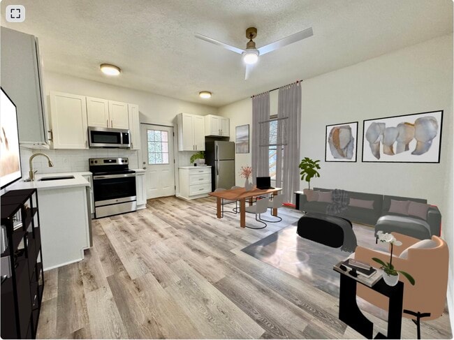 401 E Scott Ave, Unit 401-1