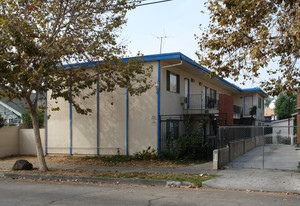 1518 N Durant St Apartments