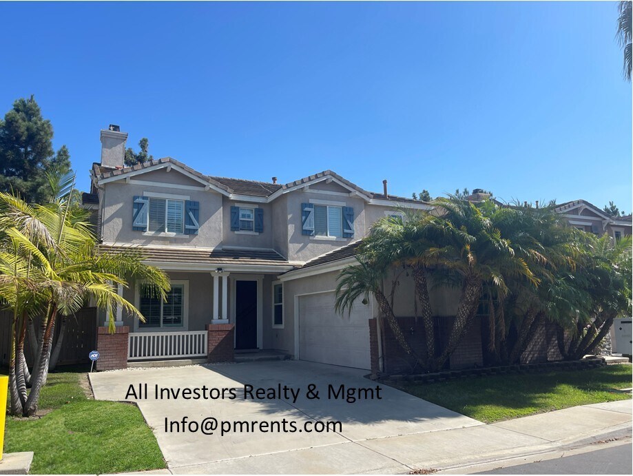 388 Monte Vista Way in Oceanside, CA - Building Photo