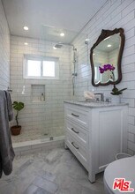 1929 Tamarind Ave-Unit -8 in Los Angeles, CA - Building Photo - Building Photo