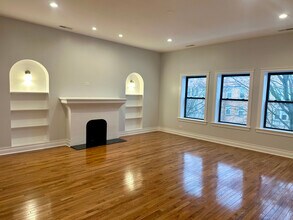 2308 W Farwell Ave in Chicago, IL - Building Photo - Building Photo