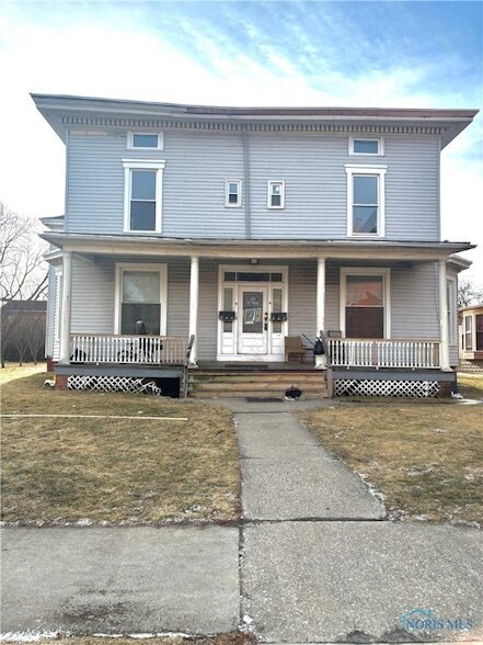 property at 1130 N Huron St