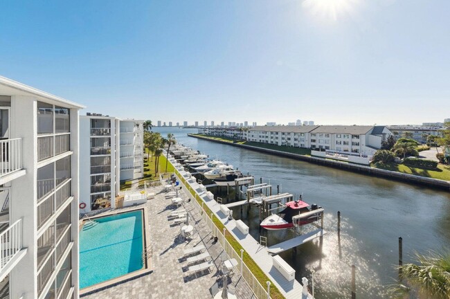 property at 108 Paradise Harbour Blvd