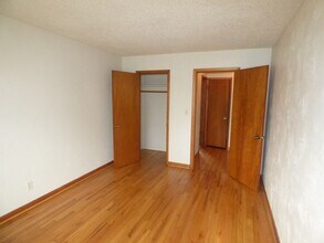 955 Fir St S, Unit 955 in Salem, OR - Building Photo - Building Photo