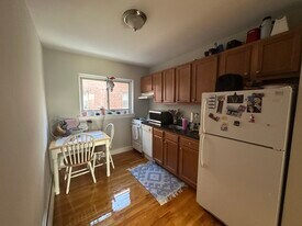 195 Saint Botolph St, Unit 1 in Boston, MA - Building Photo