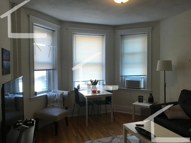 property at 6 Camelot Ct