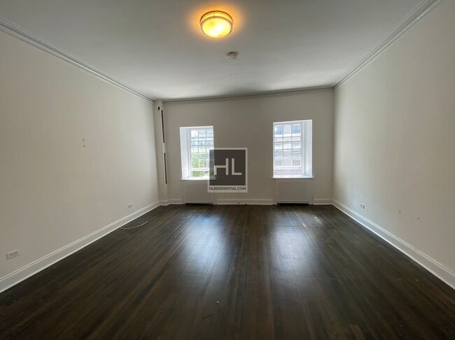 property at 35 E 65th St