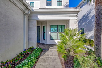 13117 Faberge Pl in Palm Beach Gardens, FL - Building Photo - Building Photo