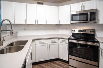 Helix in St. Louis Park, MN - Foto de edificio - Interior Photo