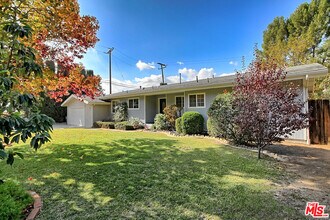 1931 Country Pl in Ojai, CA - Building Photo - Building Photo