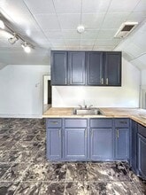 3295 W 46th St in Cleveland, OH - Building Photo - Building Photo