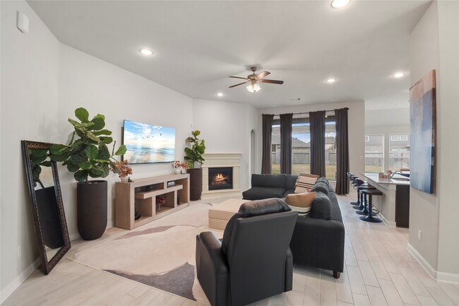 property at 24727 Horsetooth Dr