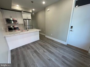 1208 N Taylor St in Philadelphia, PA - Building Photo - Building Photo