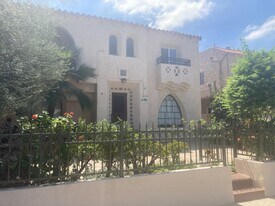 1500 W 46th St, Unit 4 in Los Angeles, CA - Building Photo