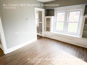 3310 E 134th St in Cleveland, OH - Building Photo - Building Photo