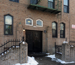 199 E 53rd St in Brooklyn, NY - Building Photo - Building Photo