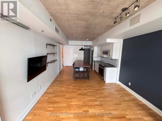 630-630 Queen St E in Toronto, ON - Building Photo - Building Photo