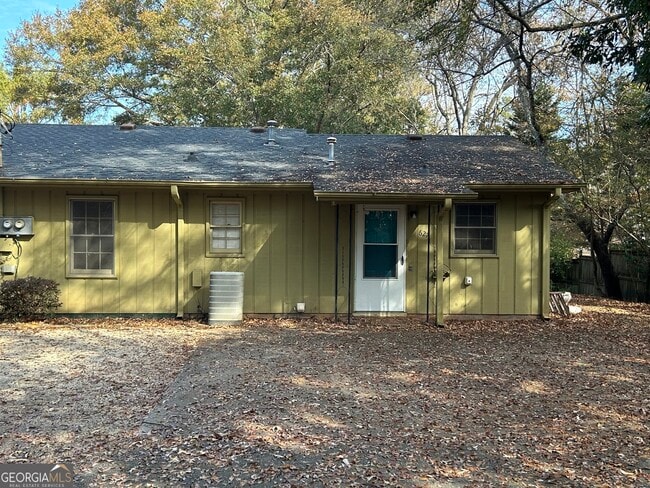 627 Epps Bridge Pkwy in Athens, GA - Building Photo - Building Photo