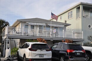 127 7th St N in Jacksonville Beach, FL - Building Photo