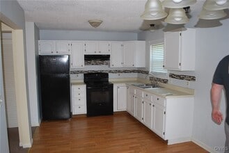 59 Skyline Dr in Oswego, NY - Building Photo - Building Photo