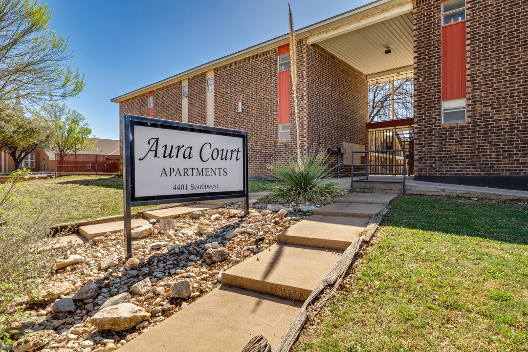 Aura Court Apartments in San Angelo, TX - Building Photo