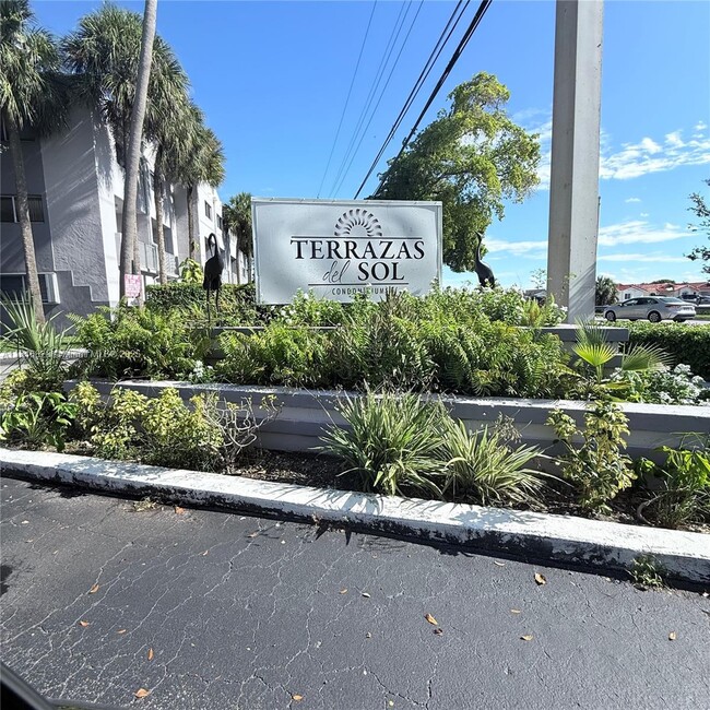 property at 2750 W 76th St