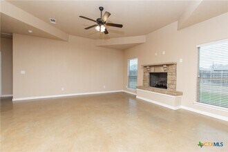 103 W Libra Dr in Killeen, TX - Foto de edificio - Building Photo