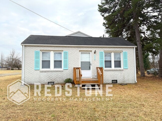 property at 921 E Haggard Ave