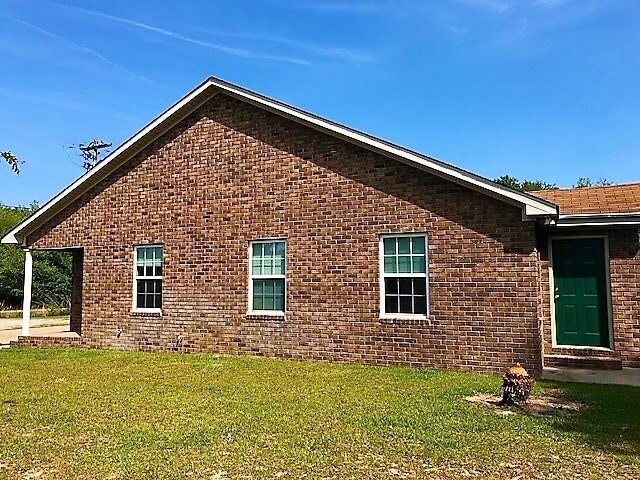 52 Wilkinson Rd in Ludowici, GA - Building Photo - Building Photo