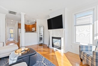 38 Belmont St, Unit 3 in Boston, MA - Building Photo - Building Photo