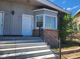 3415 S Canosa Ct in Englewood, CO - Building Photo