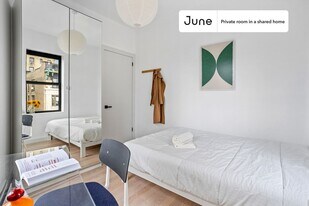 Room in Shared 4.0 bed/3 bath home in New York, NY - Building Photo