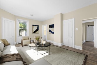 17 Linden St in Bayonne, NJ - Building Photo - Building Photo