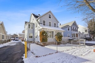 46 State St in Bloomfield, NJ - Building Photo