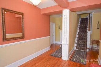 185 W Court St in Doylestown, PA - Building Photo - Building Photo