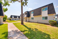 St. Charles Housing - Affordable Housing in Lake Charles, LA - Building Photo - Building Photo