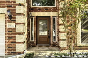 14114 Touch Gold in San Antonio, TX - Foto de edificio - Building Photo