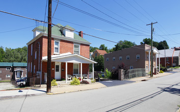 Canonsburg Commons in Canonsburg, PA - Building Photo - Building Photo