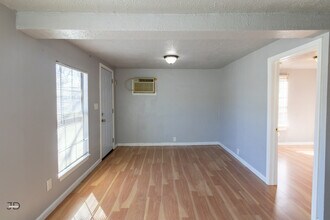 2202 Monroe St in Wichita Falls, TX - Building Photo - Building Photo