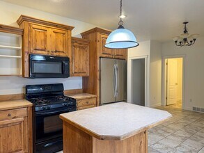 1040 N 130 W in Logan, UT - Building Photo - Building Photo