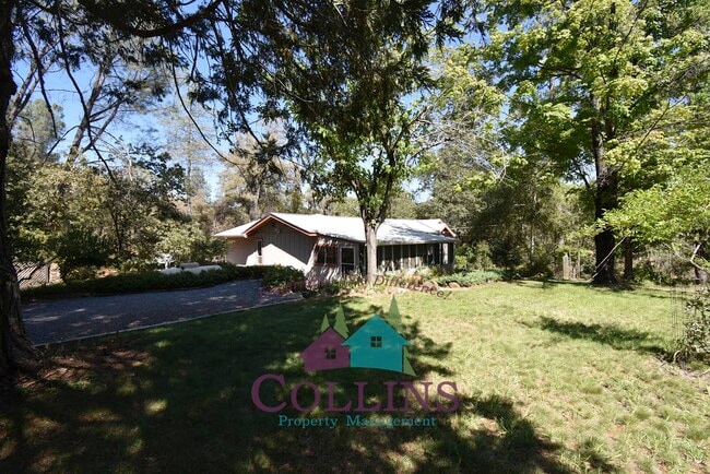 15969 Durango Ln in Grass Valley, CA - Building Photo - Building Photo